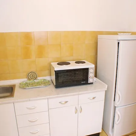 4339e Apartment